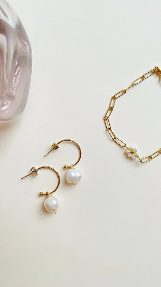 Elegant Gold and Pearl Earrings: A Timeless Review - Shanakht