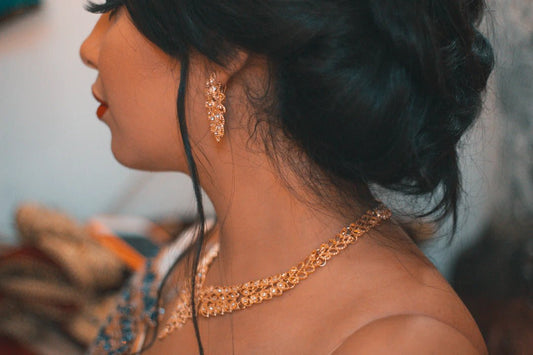 Perfect Jewellery for Your Skin Tone: A Guide - Shanakht